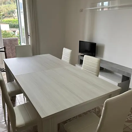 Apartament Solymar House *